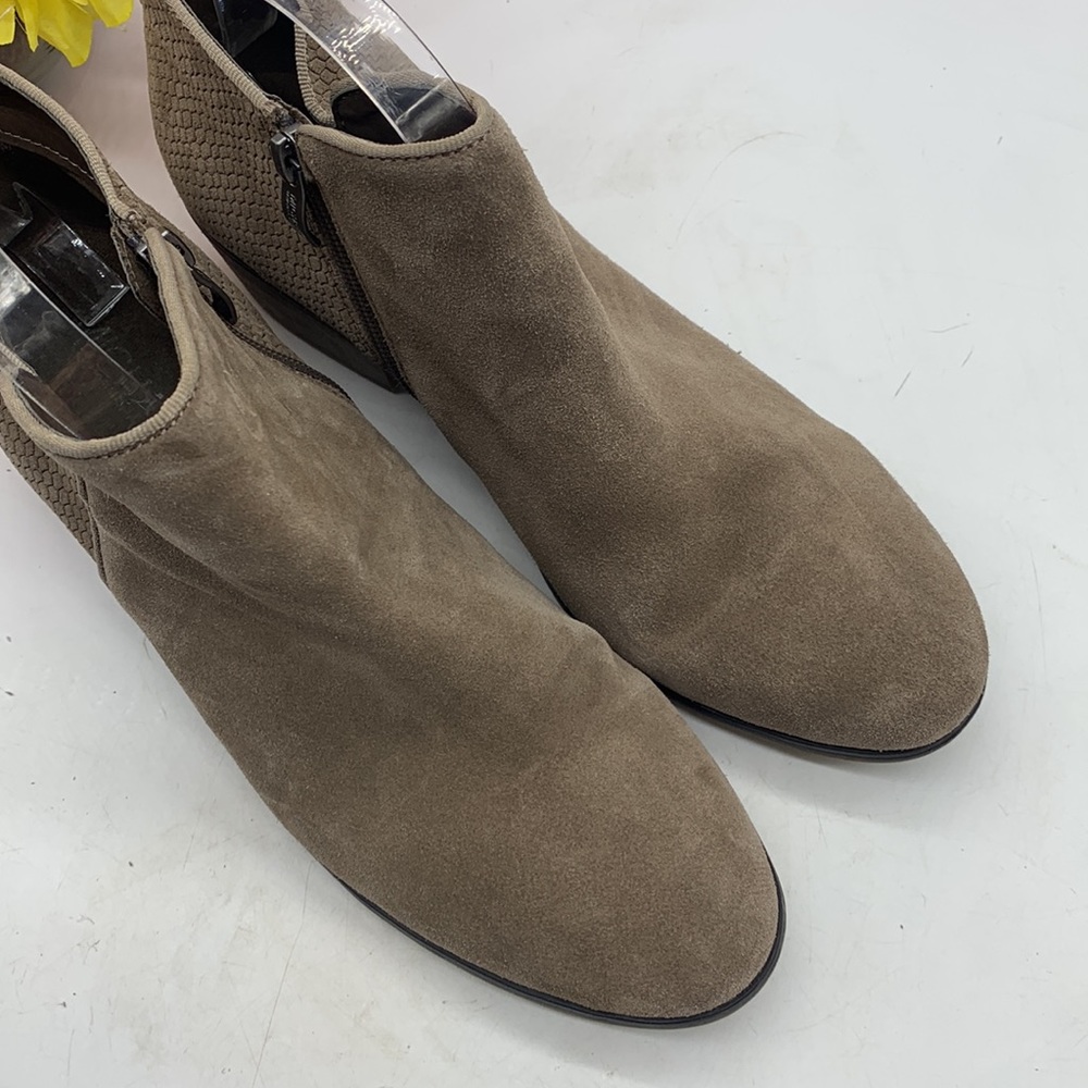 Michael Michael Kors Tan Suede Ankle Boots Size 11 MCA4701J - Picture 2 of 12